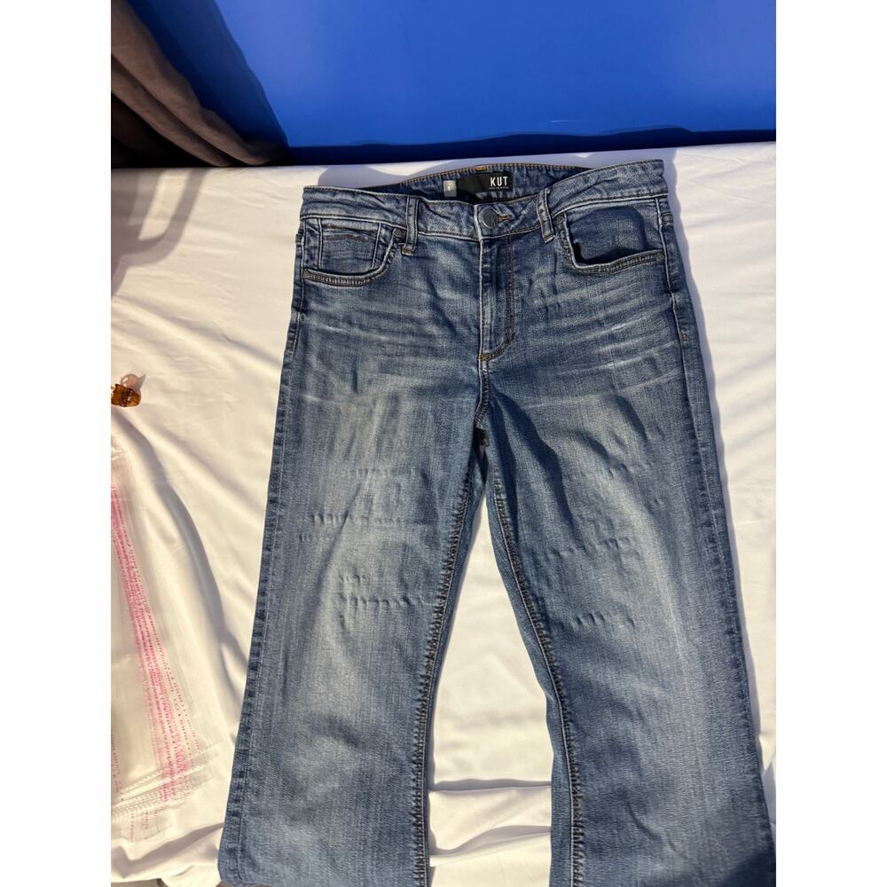 KUT From The Kloth Stella Kick Flare Jeans Womens 8 Light Wash Raw Hem